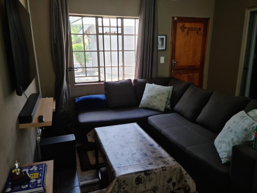 To Let 3 Bedroom Property for Rent in Cashan North West